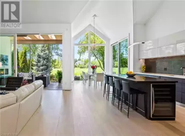 747 GREEN Street, Niagara-on-the-Lake, ON L0S1J0, 4 Bedrooms Bedrooms, ,3 BathroomsBathrooms,Single Family,For Sale,GREEN,40477779 747 GREEN Street, Niagara-on-the-Lake, ON L0S1J0, 4 Bedrooms Bedrooms, ,3 BathroomsBathrooms,Single Family,For Sale,GREEN,40477779