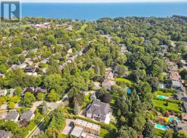 392 Fourth Line, Oakville, ON L6L5A4, 3 Bedrooms Bedrooms, ,2 BathroomsBathrooms,Single Family,For Sale,Fourth,W6792476
