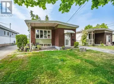 16 RONALDSHAY Avenue, Hamilton, Ontario L9A3B1, 5 Bedrooms Bedrooms, ,2 BathroomsBathrooms,Single Family,For Sale,RONALDSHAY,40479314 16 RONALDSHAY Avenue, Hamilton, Ontario L9A3B1, 5 Bedrooms Bedrooms, ,2 BathroomsBathrooms,Single Family,For Sale,RONALDSHAY,40479314