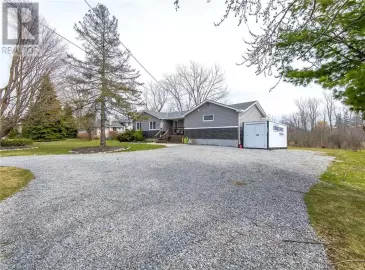 304 ALBANY Street, Fort Erie, Ontario L2A1L9, 4 Bedrooms Bedrooms, ,3 BathroomsBathrooms,Single Family,For Lease,ALBANY,40472931