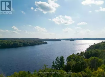 1231 Grandview Hilltop Drive, Huntsville, Ontario P1H2J5, 2 Bedrooms Bedrooms, ,3 BathroomsBathrooms,Single Family,For Sale,Grandview Hilltop,X7006870 1231 Grandview Hilltop Drive, Huntsville, Ontario P1H2J5, 2 Bedrooms Bedrooms, ,3 BathroomsBathrooms,Single Family,For Sale,Grandview Hilltop,X7006870
