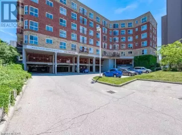 20 ST GEORGE Street, Kitchener, Ontario N2G2S7, 2 Bedrooms Bedrooms, ,2 BathroomsBathrooms,Single Family,For Sale,ST GEORGE,40485051