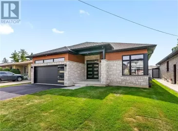 15 CUMBERLAND Street, Brantford, ON N3S7J6, 3 Bedrooms Bedrooms, ,3 BathroomsBathrooms,Single Family,For Sale,CUMBERLAND,40486374