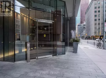 180 University, Toronto, Ontario M5H0A2, 2 Bedrooms Bedrooms, ,3 BathroomsBathrooms,Single Family,For Sale,University,C7031994 180 University, Toronto, Ontario M5H0A2, 2 Bedrooms Bedrooms, ,3 BathroomsBathrooms,Single Family,For Sale,University,C7031994