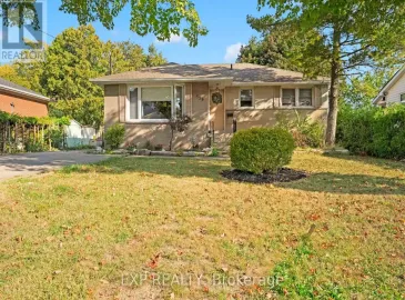 535 Valley Drive, Oakville, Ontario L6L4L9, 5 Bedrooms Bedrooms, ,2 BathroomsBathrooms,Single Family,For Sale,Valley,W7032538 535 Valley Drive, Oakville, Ontario L6L4L9, 5 Bedrooms Bedrooms, ,2 BathroomsBathrooms,Single Family,For Sale,Valley,W7032538