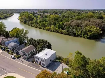 Welland, Ontario L3C5E2, ,Multi-family,For Sale,H4175469 Welland, Ontario L3C5E2, ,Multi-family,For Sale,H4175469