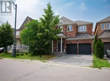 3265 Paul Henderson Drive, Mississauga, ON L5M0H5, 5 Bedrooms Bedrooms, ,5 BathroomsBathrooms,Single Family,For Sale,Paul Henderson,W7033750