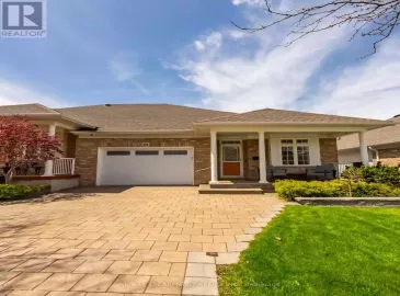 44 Vintners Lane, Grimsby, Ontario L3M5N7, 3 Bedrooms Bedrooms, ,3 BathroomsBathrooms,Single Family,For Sale,Vintners,X7037436