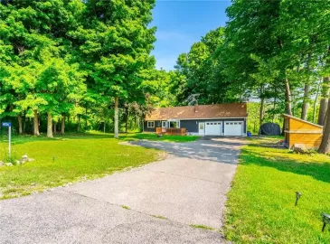 Ridgeway, Ontario L0S1N0, 3 Bedrooms Bedrooms, ,2 BathroomsBathrooms,Single Family,For Sale,H4176117