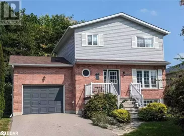 10 CENTRO Court, Keswick, Ontario L4P3C8, 3 Bedrooms Bedrooms, ,3 BathroomsBathrooms,Single Family,For Sale,CENTRO,40488597