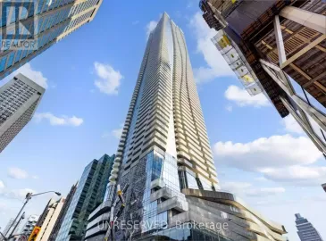 1 Bloor Street, Toronto, Ontario M4W1A9, 2 Bedrooms Bedrooms, ,3 BathroomsBathrooms,Single Family,For Sale,Bloor,C7062340