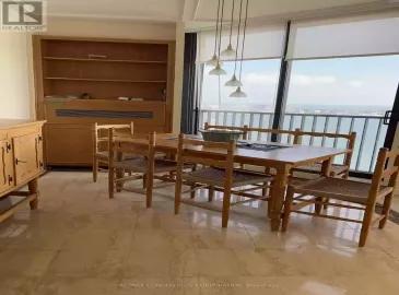 33 Harbour Square, Toronto, ON M5J2G2, 2 Bedrooms Bedrooms, ,2 BathroomsBathrooms,Single Family,For Lease,Harbour,C7062898