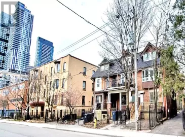 376 George Street, Toronto, ON M5A2N3, 5 Bedrooms Bedrooms, ,5 BathroomsBathrooms,Single Family,For Sale,George,C7064194