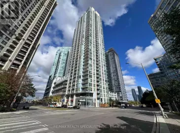 225 Webb Drive, Mississauga, Ontario L5B3Y5, 2 Bedrooms Bedrooms, ,2 BathroomsBathrooms,Single Family,For Lease,Webb,W7064520