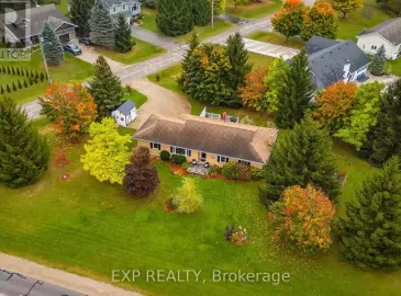 1020 Main Street, Howick, Ontario N0G2X0, 4 Bedrooms Bedrooms, ,2 BathroomsBathrooms,Single Family,For Sale,Main,X7064590
