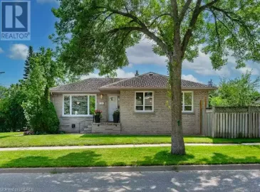 1534 OXFORD Avenue, Oakville, ON L6H1T9, 4 Bedrooms Bedrooms, ,2 BathroomsBathrooms,Single Family,For Lease,OXFORD,40500314 1534 OXFORD Avenue, Oakville, ON L6H1T9, 4 Bedrooms Bedrooms, ,2 BathroomsBathrooms,Single Family,For Lease,OXFORD,40500314