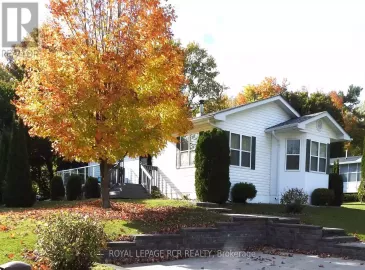 31 Jane Street, Oro-Medonte, ON L3V0P9, 2 Bedrooms Bedrooms, ,1 BathroomBathrooms,Single Family,For Sale,Jane,S7220660