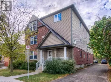 7 ELGIN Street, Waterloo, ON N2J2P7, 20 Bedrooms Bedrooms, ,8 BathroomsBathrooms,Multi-family,For Sale,ELGIN,40492435