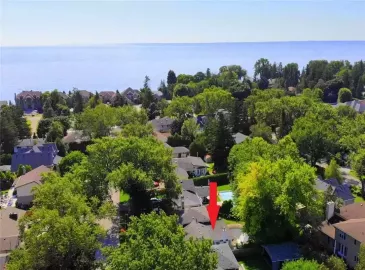 Burlington, ON L7N1Y6, 4 Bedrooms Bedrooms, ,2 BathroomsBathrooms,Single Family,For Sale,H4177216