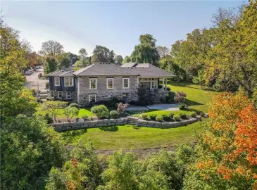 Paris, Ontario N3L2H5, 4 Bedrooms Bedrooms, ,3 BathroomsBathrooms,Single Family,For Sale,H4176469