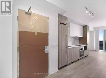 138 Downes Street, Toronto, Ontario M5E0E4, 2 Bedrooms Bedrooms, ,2 BathroomsBathrooms,Single Family,For Lease,Downes,C7222414