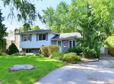 Burlington, ON L7N1Y6, 4 Bedrooms Bedrooms, ,2 BathroomsBathrooms,Single Family,For Lease,H4177356
