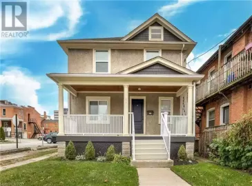 11 SALINA Street, St. Catharines, Ontario L2R3K2, 5 Bedrooms Bedrooms, ,2 BathroomsBathrooms,Single Family,For Lease,SALINA,40498333