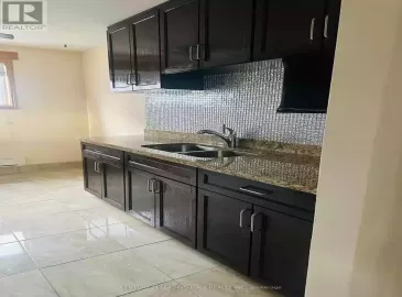 429 Austen Court, Oshawa, ON L1H6K7, 2 Bedrooms Bedrooms, ,1 BathroomBathrooms,Multi-family,For Lease,Austen,E7222954