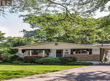 13 Crawford Drive, Hamilton, Ontario L8H2N9, 4 Bedrooms Bedrooms, ,1 BathroomBathrooms,Single Family,For Lease,Crawford,X7223134