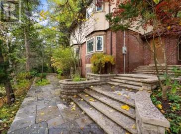 56 Roxborough Drive, Toronto, ON M4W1X1, 4 Bedrooms Bedrooms, ,3 BathroomsBathrooms,Single Family,For Sale,Roxborough,C7263958