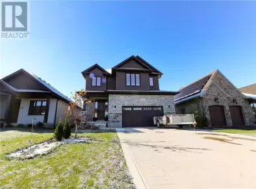 23 CARRIAGE Crossing, Drayton, Ontario N0G1P0, 4 Bedrooms Bedrooms, ,4 BathroomsBathrooms,Single Family,For Sale,CARRIAGE,40507990