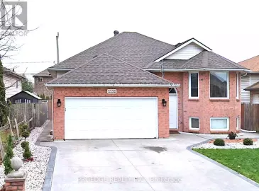 2222 Longfellow, Windsor, ON N9B3J8, 5 Bedrooms Bedrooms, ,2 BathroomsBathrooms,Single Family,For Sale,Longfellow,X7277920