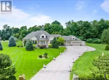 15 Lake Woods Drive, Whitchurch-Stouffville, Ontario L4A1P9, 6 Bedrooms Bedrooms, ,7 BathroomsBathrooms,Single Family,For Sale,Lake Woods,N6773014