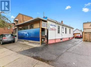 49 Facer Street, St. Catharines, Ontario L2M5H7, 5 Bedrooms Bedrooms, ,3 BathroomsBathrooms,Single Family,For Sale,Facer,X6774386 49 Facer Street, St. Catharines, Ontario L2M5H7, 5 Bedrooms Bedrooms, ,3 BathroomsBathrooms,Single Family,For Sale,Facer,X6774386
