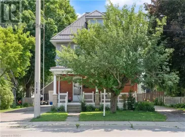 308 BROADWAY Street, Tillsonburg, ON N4G3S1, 4 Bedrooms Bedrooms, ,2 BathroomsBathrooms,Single Family,For Sale,BROADWAY,40477204