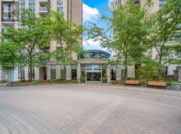 8 Mondeo Drive, Toronto, Ontario M1P5C7, 3 Bedrooms Bedrooms, ,2 BathroomsBathrooms,Single Family,For Sale,Mondeo,E6796736
