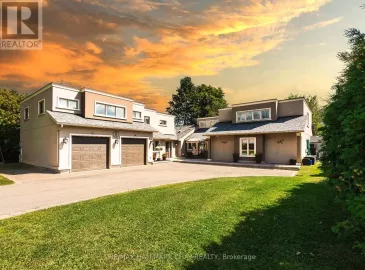 183 Lakeshore Road, Oro-Medonte, Ontario L0L2E0, 4 Bedrooms Bedrooms, ,5 BathroomsBathrooms,Single Family,For Sale,Lakeshore,S6798312