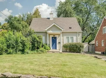 Burlington, ON L7N1T2, 3 Bedrooms Bedrooms, ,2 BathroomsBathrooms,Single Family,For Sale,H4173545