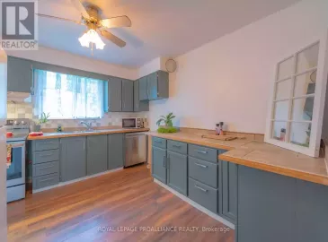 494 Elgin Street, Cobourg, Ontario K9A4T6, 3 Bedrooms Bedrooms, ,2 BathroomsBathrooms,Single Family,For Sale,Elgin,X6818848