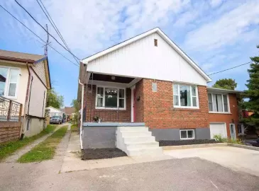 St. Catharines, Ontario L2R3K9, 3 Bedrooms Bedrooms, ,2 BathroomsBathrooms,Single Family,For Sale,H4175362