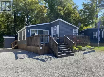 1082 Shamrock Marina Road, Gravenhurst, Ontario P0E1N0, 3 Bedrooms Bedrooms, ,2 BathroomsBathrooms,Single Family,For Sale,Shamrock Marina,X7035044