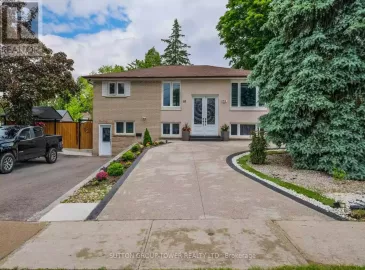 40 Lamberton Boulevard, Toronto, ON M3J1G5, 5 Bedrooms Bedrooms, ,2 BathroomsBathrooms,Single Family,For Sale,Lamberton,W7036308