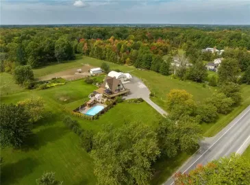 Wainfleet, Ontario L0S1C0, 3 Bedrooms Bedrooms, ,4 BathroomsBathrooms,Single Family,For Sale,H4174844