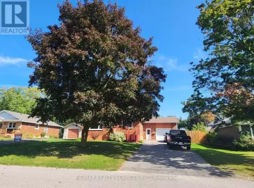 210 Weber Street, Wellington North, Ontario N0G2L1, 5 Bedrooms Bedrooms, ,2 BathroomsBathrooms,Single Family,For Sale,Weber,X7036594