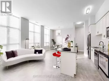 9225 Jane Street, Vaughan, Ontario L6A0J7, 2 Bedrooms Bedrooms, ,2 BathroomsBathrooms,Single Family,For Sale,Jane,N7038160