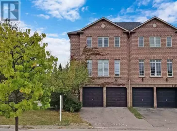 5130 Park Place Circle, Mississauga, Ontario L5V2M1, 4 Bedrooms Bedrooms, ,4 BathroomsBathrooms,Single Family,For Sale,Park Place,W7200392