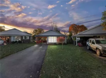 Hamilton, Ontario L8T1N7, 3 Bedrooms Bedrooms, ,1 BathroomBathrooms,Single Family,For Sale,H4178552