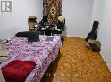 3 Massey Sq Square, Toronto, ON M4C5L5, 2 Bedrooms Bedrooms, ,1 BathroomBathrooms,Single Family,For Sale,Massey Sq,E7276242