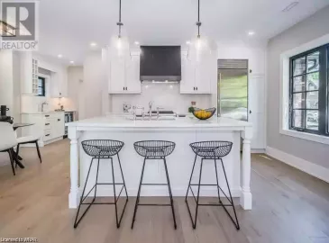 130 UNION Boulevard, Kitchener, Ontario N2M2S2, 4 Bedrooms Bedrooms, ,3 BathroomsBathrooms,Single Family,For Sale,UNION,40508928