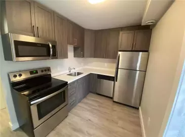 Hamilton, Ontario L8R1N4, 2 Bedrooms Bedrooms, ,1 BathroomBathrooms,Single Family,For Lease,H4179271 Hamilton, Ontario L8R1N4, 2 Bedrooms Bedrooms, ,1 BathroomBathrooms,Single Family,For Lease,H4179271